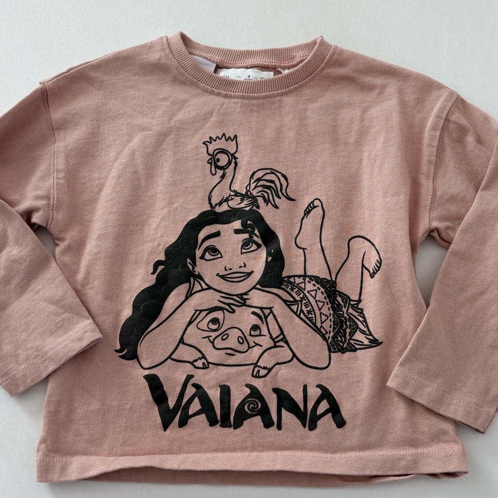 LIKE NEW Zara Girls Moana/Vaiana Long Sleeve Top